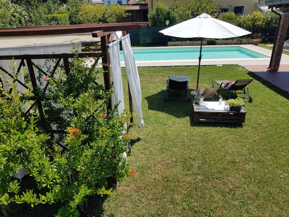 Appartamenti Ca'Melia Sarzana Kültér fotó