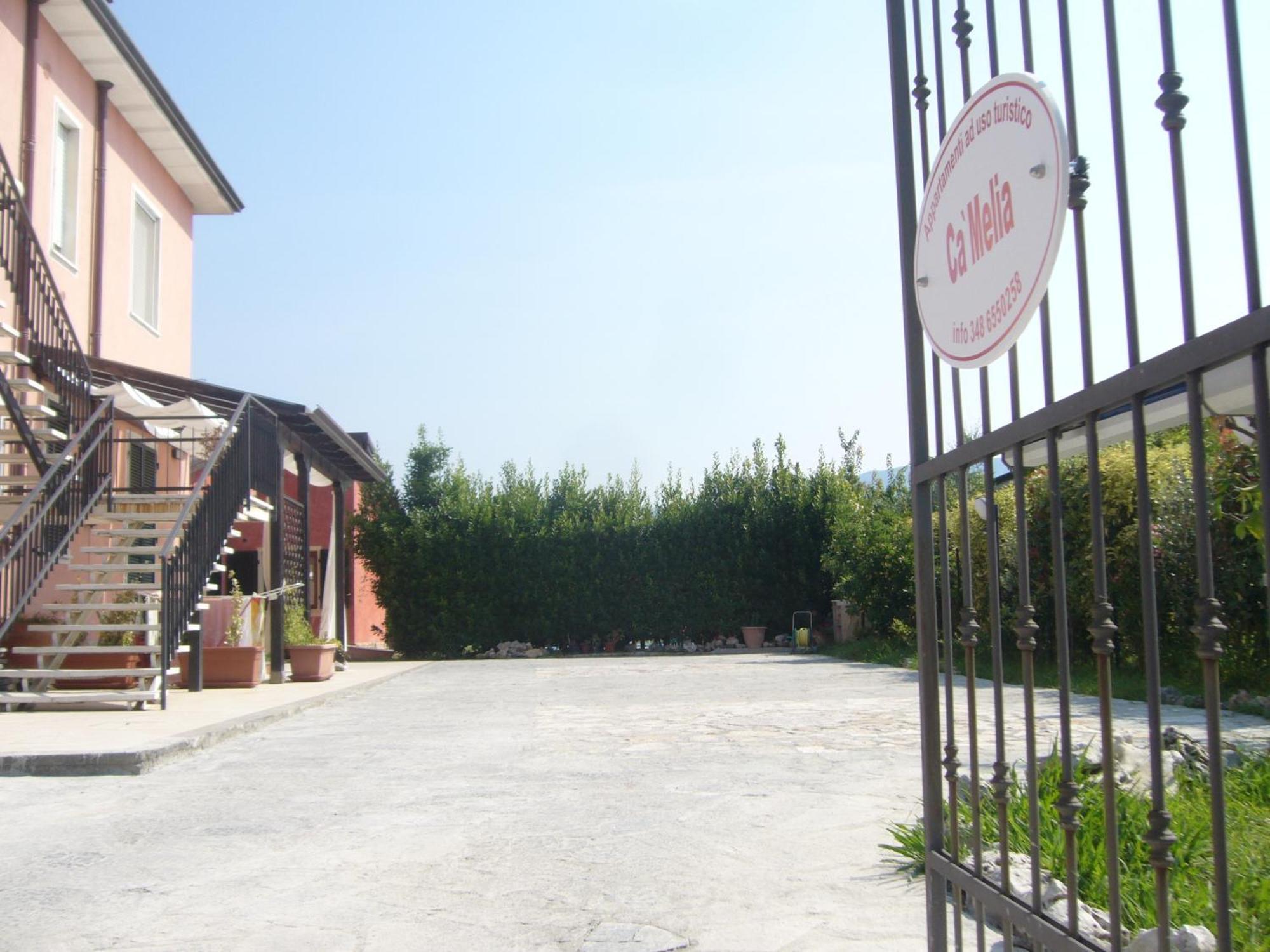 Appartamenti Ca'Melia Sarzana Szoba fotó