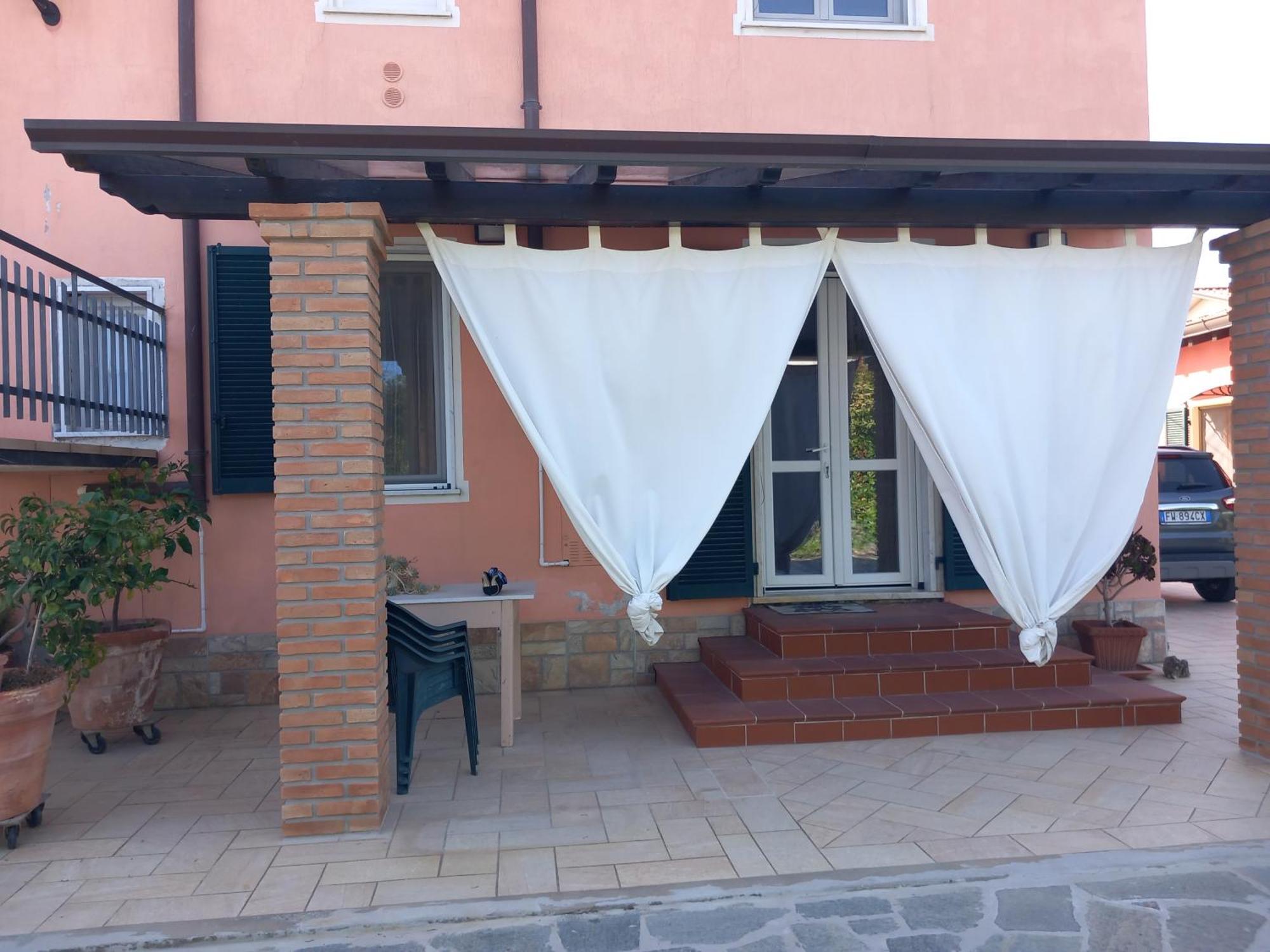 Appartamenti Ca'Melia Sarzana Kültér fotó